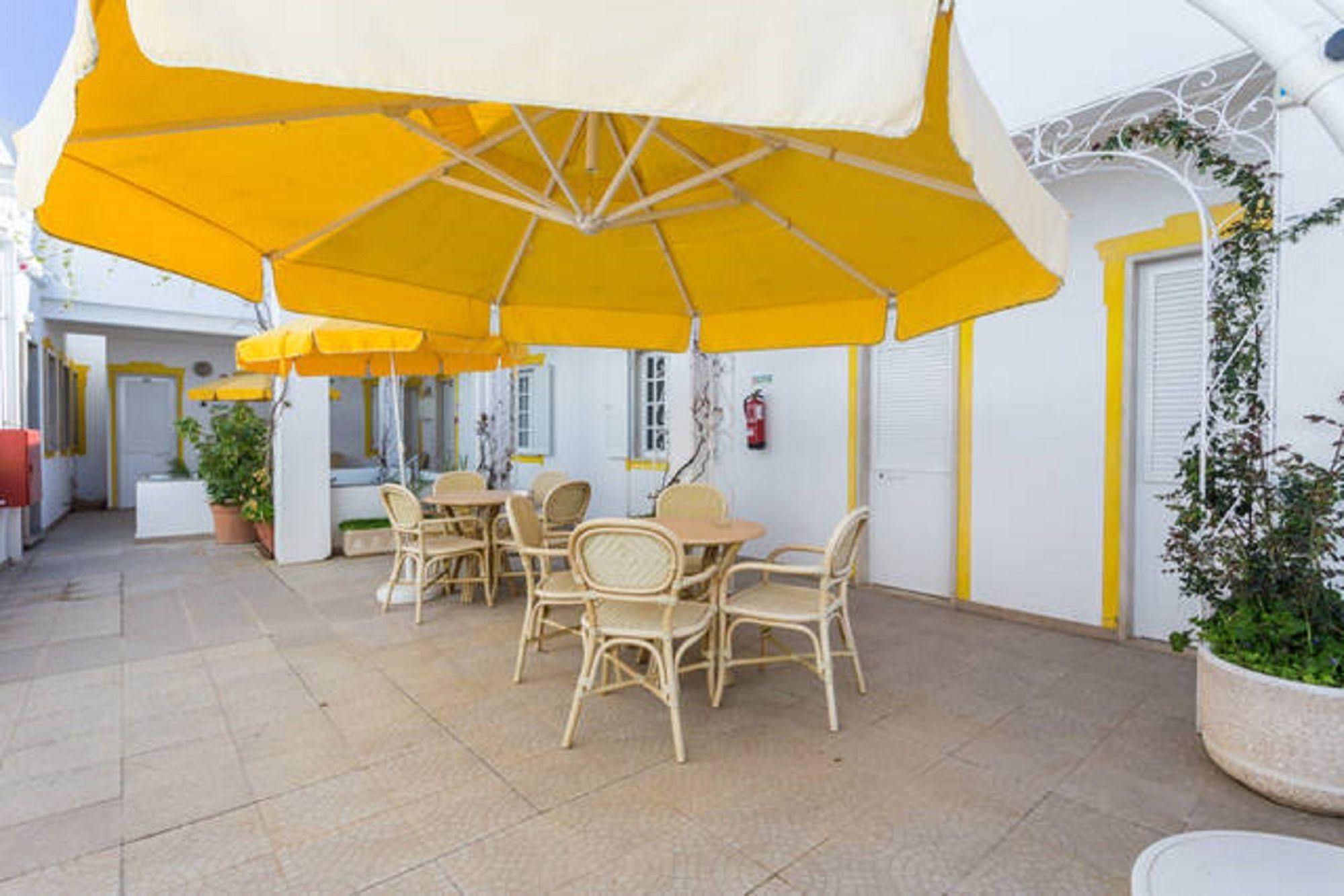 Residencial Miramar 호텔 쿼테이라 외부 사진